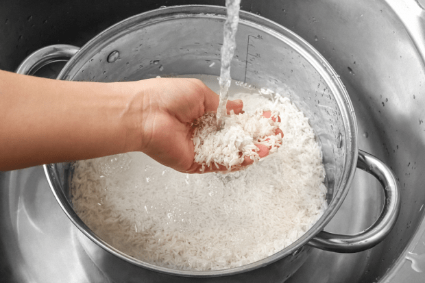 Pirinç Suyu Ne İşe Yarar? Pirinç Suyunun Cilde Faydaları